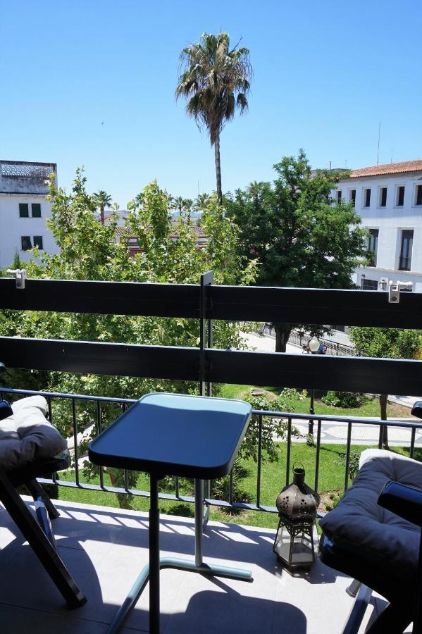 Apartamentos IMPLUVIUM plaza del Parador Mérida Exterior foto
