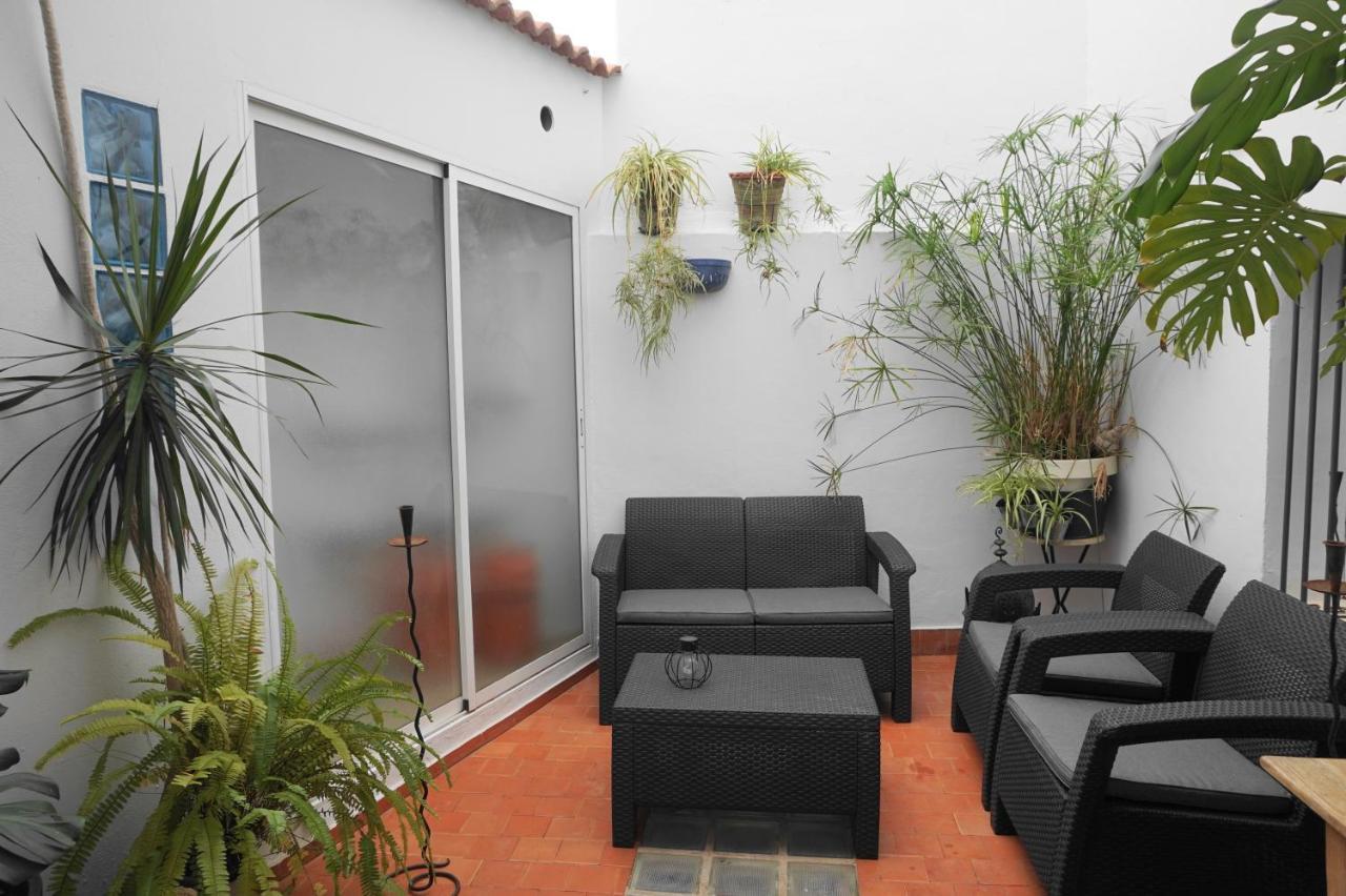Apartamentos IMPLUVIUM plaza del Parador Mérida Exterior foto